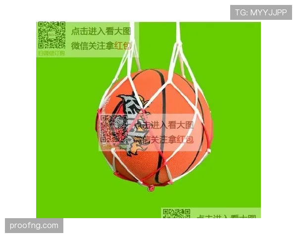 球卡篮筐规则解析：什么情况下算作卡筐及如何判罚